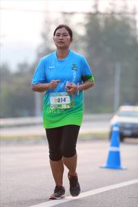 BIB: 8014
                            <button type="button" onclick="openModal(237859)" class="btn btn-primary btn-sm float-right btn-popup" data-toggle="modal" data-target=".modal-high-quality">
                        <i class="fas fa-shopping-cart"></i> Add to Cart
                    </button>
                                            <button type="button" onclick="isThisMe(237859, true)" class="btn btn-success btn-sm float-right btn-popup btn-isme hidden" data-toggle="tooltip" data-placement="bottom" title="นี่คือรูปของคุณใช่ไหม คลิกที่นี่เพื่อเอาเข้าอัลบั้ม">
                        <i class="fas fa-plus"></i> Add to album
                    </button>
                    <button type="button" onclick="isThisMe(237859, false)" class="btn btn-warning btn-sm float-right btn-popup btn-isnotme hidden">
                        <i class="fas fa-ban"></i> Remove from album
                    </button>