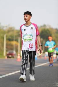 BIB: 5008
                            <button type="button" onclick="openModal(231692)" class="btn btn-primary btn-sm float-right btn-popup" data-toggle="modal" data-target=".modal-high-quality">
                        <i class="fas fa-shopping-cart"></i> Add to Cart
                    </button>
                                            <button type="button" onclick="isThisMe(231692, true)" class="btn btn-success btn-sm float-right btn-popup btn-isme hidden" data-toggle="tooltip" data-placement="bottom" title="นี่คือรูปของคุณใช่ไหม คลิกที่นี่เพื่อเอาเข้าอัลบั้ม">
                        <i class="fas fa-plus"></i> Add to album
                    </button>
                    <button type="button" onclick="isThisMe(231692, false)" class="btn btn-warning btn-sm float-right btn-popup btn-isnotme hidden">
                        <i class="fas fa-ban"></i> Remove from album
                    </button>