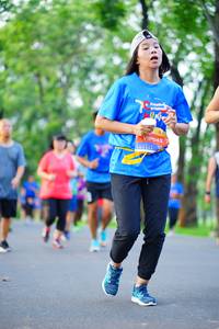 BIB: 043
                            <button type="button" onclick="openModal(5841953)" class="btn btn-primary btn-sm float-right btn-popup" data-toggle="modal" data-target=".modal-high-quality">
                        <i class="fas fa-shopping-cart"></i> Add to Cart
                    </button>
                                            <button type="button" onclick="isThisMe(5841953, true)" class="btn btn-success btn-sm float-right btn-popup btn-isme hidden" data-toggle="tooltip" data-placement="bottom" title="นี่คือรูปของคุณใช่ไหม คลิกที่นี่เพื่อเอาเข้าอัลบั้ม">
                        <i class="fas fa-plus"></i> Add to album
                    </button>
                    <button type="button" onclick="isThisMe(5841953, false)" class="btn btn-warning btn-sm float-right btn-popup btn-isnotme hidden">
                        <i class="fas fa-ban"></i> Remove from album
                    </button>