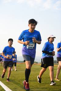 BIB: 5164
                            <button type="button" onclick="openModal(1424635)" class="btn btn-primary btn-sm float-right btn-popup" data-toggle="modal" data-target=".modal-high-quality">
                        <i class="fas fa-shopping-cart"></i> Add to Cart
                    </button>
                                            <button type="button" onclick="isThisMe(1424635, true)" class="btn btn-success btn-sm float-right btn-popup btn-isme hidden" data-toggle="tooltip" data-placement="bottom" title="นี่คือรูปของคุณใช่ไหม คลิกที่นี่เพื่อเอาเข้าอัลบั้ม">
                        <i class="fas fa-plus"></i> Add to album
                    </button>
                    <button type="button" onclick="isThisMe(1424635, false)" class="btn btn-warning btn-sm float-right btn-popup btn-isnotme hidden">
                        <i class="fas fa-ban"></i> Remove from album
                    </button>