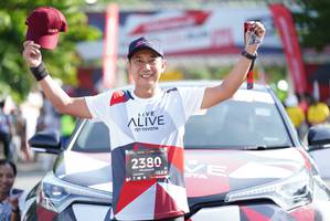 BIB: 2380, 128
                            <button type="button" onclick="openModal(5439245)" class="btn btn-primary btn-sm float-right btn-popup" data-toggle="modal" data-target=".modal-high-quality">
                        <i class="fas fa-shopping-cart"></i> Add to Cart
                    </button>
                                            <button type="button" onclick="isThisMe(5439245, true)" class="btn btn-success btn-sm float-right btn-popup btn-isme hidden" data-toggle="tooltip" data-placement="bottom" title="นี่คือรูปของคุณใช่ไหม คลิกที่นี่เพื่อเอาเข้าอัลบั้ม">
                        <i class="fas fa-plus"></i> Add to album
                    </button>
                    <button type="button" onclick="isThisMe(5439245, false)" class="btn btn-warning btn-sm float-right btn-popup btn-isnotme hidden">
                        <i class="fas fa-ban"></i> Remove from album
                    </button>