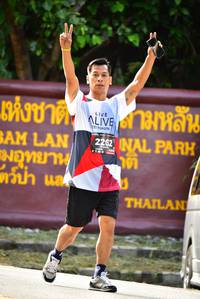 BIB: 2282
                            <button type="button" onclick="openModal(5375067)" class="btn btn-primary btn-sm float-right btn-popup" data-toggle="modal" data-target=".modal-high-quality">
                        <i class="fas fa-shopping-cart"></i> Add to Cart
                    </button>
                                            <button type="button" onclick="isThisMe(5375067, true)" class="btn btn-success btn-sm float-right btn-popup btn-isme hidden" data-toggle="tooltip" data-placement="bottom" title="นี่คือรูปของคุณใช่ไหม คลิกที่นี่เพื่อเอาเข้าอัลบั้ม">
                        <i class="fas fa-plus"></i> Add to album
                    </button>
                    <button type="button" onclick="isThisMe(5375067, false)" class="btn btn-warning btn-sm float-right btn-popup btn-isnotme hidden">
                        <i class="fas fa-ban"></i> Remove from album
                    </button>