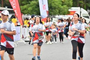 BIB: 682, 7031
                            <button type="button" onclick="openModal(5349114)" class="btn btn-primary btn-sm float-right btn-popup" data-toggle="modal" data-target=".modal-high-quality">
                        <i class="fas fa-shopping-cart"></i> Add to Cart
                    </button>
                                            <button type="button" onclick="isThisMe(5349114, true)" class="btn btn-success btn-sm float-right btn-popup btn-isme hidden" data-toggle="tooltip" data-placement="bottom" title="นี่คือรูปของคุณใช่ไหม คลิกที่นี่เพื่อเอาเข้าอัลบั้ม">
                        <i class="fas fa-plus"></i> Add to album
                    </button>
                    <button type="button" onclick="isThisMe(5349114, false)" class="btn btn-warning btn-sm float-right btn-popup btn-isnotme hidden">
                        <i class="fas fa-ban"></i> Remove from album
                    </button>