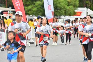 BIB: 301, 7031, 7867
                            <button type="button" onclick="openModal(5349109)" class="btn btn-primary btn-sm float-right btn-popup" data-toggle="modal" data-target=".modal-high-quality">
                        <i class="fas fa-shopping-cart"></i> Add to Cart
                    </button>
                                            <button type="button" onclick="isThisMe(5349109, true)" class="btn btn-success btn-sm float-right btn-popup btn-isme hidden" data-toggle="tooltip" data-placement="bottom" title="นี่คือรูปของคุณใช่ไหม คลิกที่นี่เพื่อเอาเข้าอัลบั้ม">
                        <i class="fas fa-plus"></i> Add to album
                    </button>
                    <button type="button" onclick="isThisMe(5349109, false)" class="btn btn-warning btn-sm float-right btn-popup btn-isnotme hidden">
                        <i class="fas fa-ban"></i> Remove from album
                    </button>