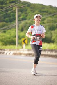 BIB: 2201, 
                            <button type="button" onclick="openModal(5469868)" class="btn btn-primary btn-sm float-right btn-popup" data-toggle="modal" data-target=".modal-high-quality">
                        <i class="fas fa-shopping-cart"></i> Add to Cart
                    </button>
                                            <button type="button" onclick="isThisMe(5469868, true)" class="btn btn-success btn-sm float-right btn-popup btn-isme hidden" data-toggle="tooltip" data-placement="bottom" title="นี่คือรูปของคุณใช่ไหม คลิกที่นี่เพื่อเอาเข้าอัลบั้ม">
                        <i class="fas fa-plus"></i> Add to album
                    </button>
                    <button type="button" onclick="isThisMe(5469868, false)" class="btn btn-warning btn-sm float-right btn-popup btn-isnotme hidden">
                        <i class="fas fa-ban"></i> Remove from album
                    </button>