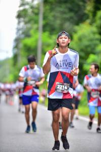 BIB: 2214
                            <button type="button" onclick="openModal(5360693)" class="btn btn-primary btn-sm float-right btn-popup" data-toggle="modal" data-target=".modal-high-quality">
                        <i class="fas fa-shopping-cart"></i> Add to Cart
                    </button>
                                            <button type="button" onclick="isThisMe(5360693, true)" class="btn btn-success btn-sm float-right btn-popup btn-isme hidden" data-toggle="tooltip" data-placement="bottom" title="นี่คือรูปของคุณใช่ไหม คลิกที่นี่เพื่อเอาเข้าอัลบั้ม">
                        <i class="fas fa-plus"></i> Add to album
                    </button>
                    <button type="button" onclick="isThisMe(5360693, false)" class="btn btn-warning btn-sm float-right btn-popup btn-isnotme hidden">
                        <i class="fas fa-ban"></i> Remove from album
                    </button>