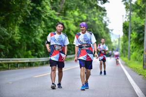 BIB: 2132
                            <button type="button" onclick="openModal(5369722)" class="btn btn-primary btn-sm float-right btn-popup" data-toggle="modal" data-target=".modal-high-quality">
                        <i class="fas fa-shopping-cart"></i> Add to Cart
                    </button>
                                            <button type="button" onclick="isThisMe(5369722, true)" class="btn btn-success btn-sm float-right btn-popup btn-isme hidden" data-toggle="tooltip" data-placement="bottom" title="นี่คือรูปของคุณใช่ไหม คลิกที่นี่เพื่อเอาเข้าอัลบั้ม">
                        <i class="fas fa-plus"></i> Add to album
                    </button>
                    <button type="button" onclick="isThisMe(5369722, false)" class="btn btn-warning btn-sm float-right btn-popup btn-isnotme hidden">
                        <i class="fas fa-ban"></i> Remove from album
                    </button>