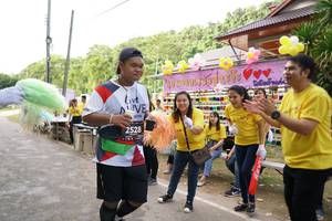 BIB: 2528
                            <button type="button" onclick="openModal(5395607)" class="btn btn-primary btn-sm float-right btn-popup" data-toggle="modal" data-target=".modal-high-quality">
                        <i class="fas fa-shopping-cart"></i> Add to Cart
                    </button>
                                            <button type="button" onclick="isThisMe(5395607, true)" class="btn btn-success btn-sm float-right btn-popup btn-isme hidden" data-toggle="tooltip" data-placement="bottom" title="นี่คือรูปของคุณใช่ไหม คลิกที่นี่เพื่อเอาเข้าอัลบั้ม">
                        <i class="fas fa-plus"></i> Add to album
                    </button>
                    <button type="button" onclick="isThisMe(5395607, false)" class="btn btn-warning btn-sm float-right btn-popup btn-isnotme hidden">
                        <i class="fas fa-ban"></i> Remove from album
                    </button>