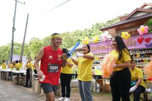 BIB: 2886
                            <button type="button" onclick="openModal(5395584)" class="btn btn-primary btn-sm float-right btn-popup" data-toggle="modal" data-target=".modal-high-quality">
                        <i class="fas fa-shopping-cart"></i> Add to Cart
                    </button>
                                            <button type="button" onclick="isThisMe(5395584, true)" class="btn btn-success btn-sm float-right btn-popup btn-isme hidden" data-toggle="tooltip" data-placement="bottom" title="นี่คือรูปของคุณใช่ไหม คลิกที่นี่เพื่อเอาเข้าอัลบั้ม">
                        <i class="fas fa-plus"></i> Add to album
                    </button>
                    <button type="button" onclick="isThisMe(5395584, false)" class="btn btn-warning btn-sm float-right btn-popup btn-isnotme hidden">
                        <i class="fas fa-ban"></i> Remove from album
                    </button>