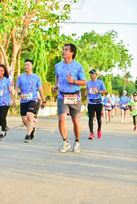 BIB: 6476, 9427
                            <button type="button" onclick="openModal(3365132)" class="btn btn-primary btn-sm float-right btn-popup" data-toggle="modal" data-target=".modal-high-quality">
                        <i class="fas fa-shopping-cart"></i> Add to Cart
                    </button>
                                            <button type="button" onclick="isThisMe(3365132, true)" class="btn btn-success btn-sm float-right btn-popup btn-isme hidden" data-toggle="tooltip" data-placement="bottom" title="นี่คือรูปของคุณใช่ไหม คลิกที่นี่เพื่อเอาเข้าอัลบั้ม">
                        <i class="fas fa-plus"></i> Add to album
                    </button>
                    <button type="button" onclick="isThisMe(3365132, false)" class="btn btn-warning btn-sm float-right btn-popup btn-isnotme hidden">
                        <i class="fas fa-ban"></i> Remove from album
                    </button>