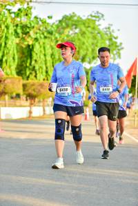 BIB: 6418, 6410
                            <button type="button" onclick="openModal(3363298)" class="btn btn-primary btn-sm float-right btn-popup" data-toggle="modal" data-target=".modal-high-quality">
                        <i class="fas fa-shopping-cart"></i> Add to Cart
                    </button>
                                            <button type="button" onclick="isThisMe(3363298, true)" class="btn btn-success btn-sm float-right btn-popup btn-isme hidden" data-toggle="tooltip" data-placement="bottom" title="นี่คือรูปของคุณใช่ไหม คลิกที่นี่เพื่อเอาเข้าอัลบั้ม">
                        <i class="fas fa-plus"></i> Add to album
                    </button>
                    <button type="button" onclick="isThisMe(3363298, false)" class="btn btn-warning btn-sm float-right btn-popup btn-isnotme hidden">
                        <i class="fas fa-ban"></i> Remove from album
                    </button>