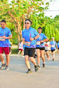 BIB: 946, 822, 8780
                            <button type="button" onclick="openModal(3435387)" class="btn btn-primary btn-sm float-right btn-popup" data-toggle="modal" data-target=".modal-high-quality">
                        <i class="fas fa-shopping-cart"></i> Add to Cart
                    </button>
                                            <button type="button" onclick="isThisMe(3435387, true)" class="btn btn-success btn-sm float-right btn-popup btn-isme hidden" data-toggle="tooltip" data-placement="bottom" title="นี่คือรูปของคุณใช่ไหม คลิกที่นี่เพื่อเอาเข้าอัลบั้ม">
                        <i class="fas fa-plus"></i> Add to album
                    </button>
                    <button type="button" onclick="isThisMe(3435387, false)" class="btn btn-warning btn-sm float-right btn-popup btn-isnotme hidden">
                        <i class="fas fa-ban"></i> Remove from album
                    </button>