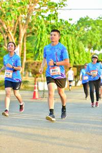 BIB: 8913, 8912
                            <button type="button" onclick="openModal(3365529)" class="btn btn-primary btn-sm float-right btn-popup" data-toggle="modal" data-target=".modal-high-quality">
                        <i class="fas fa-shopping-cart"></i> Add to Cart
                    </button>
                                            <button type="button" onclick="isThisMe(3365529, true)" class="btn btn-success btn-sm float-right btn-popup btn-isme hidden" data-toggle="tooltip" data-placement="bottom" title="นี่คือรูปของคุณใช่ไหม คลิกที่นี่เพื่อเอาเข้าอัลบั้ม">
                        <i class="fas fa-plus"></i> Add to album
                    </button>
                    <button type="button" onclick="isThisMe(3365529, false)" class="btn btn-warning btn-sm float-right btn-popup btn-isnotme hidden">
                        <i class="fas fa-ban"></i> Remove from album
                    </button>