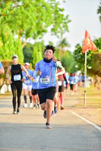 BIB: 6210
                            <button type="button" onclick="openModal(3363610)" class="btn btn-primary btn-sm float-right btn-popup" data-toggle="modal" data-target=".modal-high-quality">
                        <i class="fas fa-shopping-cart"></i> Add to Cart
                    </button>
                                            <button type="button" onclick="isThisMe(3363610, true)" class="btn btn-success btn-sm float-right btn-popup btn-isme hidden" data-toggle="tooltip" data-placement="bottom" title="นี่คือรูปของคุณใช่ไหม คลิกที่นี่เพื่อเอาเข้าอัลบั้ม">
                        <i class="fas fa-plus"></i> Add to album
                    </button>
                    <button type="button" onclick="isThisMe(3363610, false)" class="btn btn-warning btn-sm float-right btn-popup btn-isnotme hidden">
                        <i class="fas fa-ban"></i> Remove from album
                    </button>