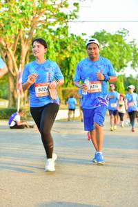 BIB: 902, 315
                            <button type="button" onclick="openModal(3435302)" class="btn btn-primary btn-sm float-right btn-popup" data-toggle="modal" data-target=".modal-high-quality">
                        <i class="fas fa-shopping-cart"></i> Add to Cart
                    </button>
                                            <button type="button" onclick="isThisMe(3435302, true)" class="btn btn-success btn-sm float-right btn-popup btn-isme hidden" data-toggle="tooltip" data-placement="bottom" title="นี่คือรูปของคุณใช่ไหม คลิกที่นี่เพื่อเอาเข้าอัลบั้ม">
                        <i class="fas fa-plus"></i> Add to album
                    </button>
                    <button type="button" onclick="isThisMe(3435302, false)" class="btn btn-warning btn-sm float-right btn-popup btn-isnotme hidden">
                        <i class="fas fa-ban"></i> Remove from album
                    </button>