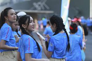 BIB: 
                            <button type="button" onclick="openModal(3439071)" class="btn btn-primary btn-sm float-right btn-popup" data-toggle="modal" data-target=".modal-high-quality">
                        <i class="fas fa-shopping-cart"></i> Add to Cart
                    </button>
                                            <button type="button" onclick="isThisMe(3439071, true)" class="btn btn-success btn-sm float-right btn-popup btn-isme hidden" data-toggle="tooltip" data-placement="bottom" title="นี่คือรูปของคุณใช่ไหม คลิกที่นี่เพื่อเอาเข้าอัลบั้ม">
                        <i class="fas fa-plus"></i> Add to album
                    </button>
                    <button type="button" onclick="isThisMe(3439071, false)" class="btn btn-warning btn-sm float-right btn-popup btn-isnotme hidden">
                        <i class="fas fa-ban"></i> Remove from album
                    </button>