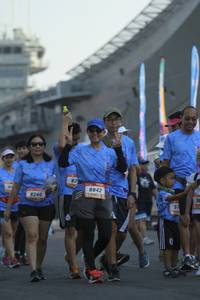 BIB: 8842, 8340
                            <button type="button" onclick="openModal(3439206)" class="btn btn-primary btn-sm float-right btn-popup" data-toggle="modal" data-target=".modal-high-quality">
                        <i class="fas fa-shopping-cart"></i> Add to Cart
                    </button>
                                            <button type="button" onclick="isThisMe(3439206, true)" class="btn btn-success btn-sm float-right btn-popup btn-isme hidden" data-toggle="tooltip" data-placement="bottom" title="นี่คือรูปของคุณใช่ไหม คลิกที่นี่เพื่อเอาเข้าอัลบั้ม">
                        <i class="fas fa-plus"></i> Add to album
                    </button>
                    <button type="button" onclick="isThisMe(3439206, false)" class="btn btn-warning btn-sm float-right btn-popup btn-isnotme hidden">
                        <i class="fas fa-ban"></i> Remove from album
                    </button>