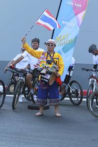 BIB: 
                            <button type="button" onclick="openModal(3439076)" class="btn btn-primary btn-sm float-right btn-popup" data-toggle="modal" data-target=".modal-high-quality">
                        <i class="fas fa-shopping-cart"></i> Add to Cart
                    </button>
                                            <button type="button" onclick="isThisMe(3439076, true)" class="btn btn-success btn-sm float-right btn-popup btn-isme hidden" data-toggle="tooltip" data-placement="bottom" title="นี่คือรูปของคุณใช่ไหม คลิกที่นี่เพื่อเอาเข้าอัลบั้ม">
                        <i class="fas fa-plus"></i> Add to album
                    </button>
                    <button type="button" onclick="isThisMe(3439076, false)" class="btn btn-warning btn-sm float-right btn-popup btn-isnotme hidden">
                        <i class="fas fa-ban"></i> Remove from album
                    </button>