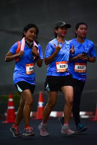 BIB: 948, 9287, 9337
                            <button type="button" onclick="openModal(3131066)" class="btn btn-primary btn-sm float-right btn-popup" data-toggle="modal" data-target=".modal-high-quality">
                        <i class="fas fa-shopping-cart"></i> Add to Cart
                    </button>
                                            <button type="button" onclick="isThisMe(3131066, true)" class="btn btn-success btn-sm float-right btn-popup btn-isme hidden" data-toggle="tooltip" data-placement="bottom" title="นี่คือรูปของคุณใช่ไหม คลิกที่นี่เพื่อเอาเข้าอัลบั้ม">
                        <i class="fas fa-plus"></i> Add to album
                    </button>
                    <button type="button" onclick="isThisMe(3131066, false)" class="btn btn-warning btn-sm float-right btn-popup btn-isnotme hidden">
                        <i class="fas fa-ban"></i> Remove from album
                    </button>