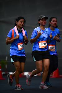 BIB: 948, 9287, 9337
                            <button type="button" onclick="openModal(3131058)" class="btn btn-primary btn-sm float-right btn-popup" data-toggle="modal" data-target=".modal-high-quality">
                        <i class="fas fa-shopping-cart"></i> Add to Cart
                    </button>
                                            <button type="button" onclick="isThisMe(3131058, true)" class="btn btn-success btn-sm float-right btn-popup btn-isme hidden" data-toggle="tooltip" data-placement="bottom" title="นี่คือรูปของคุณใช่ไหม คลิกที่นี่เพื่อเอาเข้าอัลบั้ม">
                        <i class="fas fa-plus"></i> Add to album
                    </button>
                    <button type="button" onclick="isThisMe(3131058, false)" class="btn btn-warning btn-sm float-right btn-popup btn-isnotme hidden">
                        <i class="fas fa-ban"></i> Remove from album
                    </button>