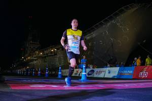 BIB: 6514
                            <button type="button" onclick="openModal(3139329)" class="btn btn-primary btn-sm float-right btn-popup" data-toggle="modal" data-target=".modal-high-quality">
                        <i class="fas fa-shopping-cart"></i> Add to Cart
                    </button>
                                            <button type="button" onclick="isThisMe(3139329, true)" class="btn btn-success btn-sm float-right btn-popup btn-isme hidden" data-toggle="tooltip" data-placement="bottom" title="นี่คือรูปของคุณใช่ไหม คลิกที่นี่เพื่อเอาเข้าอัลบั้ม">
                        <i class="fas fa-plus"></i> Add to album
                    </button>
                    <button type="button" onclick="isThisMe(3139329, false)" class="btn btn-warning btn-sm float-right btn-popup btn-isnotme hidden">
                        <i class="fas fa-ban"></i> Remove from album
                    </button>