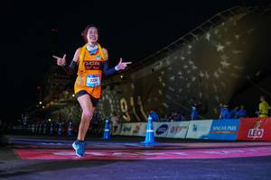 BIB: 236
                            <button type="button" onclick="openModal(3138996)" class="btn btn-primary btn-sm float-right btn-popup" data-toggle="modal" data-target=".modal-high-quality">
                        <i class="fas fa-shopping-cart"></i> Add to Cart
                    </button>
                                            <button type="button" onclick="isThisMe(3138996, true)" class="btn btn-success btn-sm float-right btn-popup btn-isme hidden" data-toggle="tooltip" data-placement="bottom" title="นี่คือรูปของคุณใช่ไหม คลิกที่นี่เพื่อเอาเข้าอัลบั้ม">
                        <i class="fas fa-plus"></i> Add to album
                    </button>
                    <button type="button" onclick="isThisMe(3138996, false)" class="btn btn-warning btn-sm float-right btn-popup btn-isnotme hidden">
                        <i class="fas fa-ban"></i> Remove from album
                    </button>