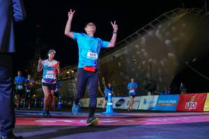 BIB: 5270
                            <button type="button" onclick="openModal(3139647)" class="btn btn-primary btn-sm float-right btn-popup" data-toggle="modal" data-target=".modal-high-quality">
                        <i class="fas fa-shopping-cart"></i> Add to Cart
                    </button>
                                            <button type="button" onclick="isThisMe(3139647, true)" class="btn btn-success btn-sm float-right btn-popup btn-isme hidden" data-toggle="tooltip" data-placement="bottom" title="นี่คือรูปของคุณใช่ไหม คลิกที่นี่เพื่อเอาเข้าอัลบั้ม">
                        <i class="fas fa-plus"></i> Add to album
                    </button>
                    <button type="button" onclick="isThisMe(3139647, false)" class="btn btn-warning btn-sm float-right btn-popup btn-isnotme hidden">
                        <i class="fas fa-ban"></i> Remove from album
                    </button>