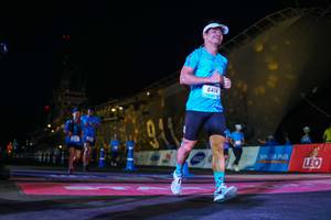 BIB: 6414
                            <button type="button" onclick="openModal(3139131)" class="btn btn-primary btn-sm float-right btn-popup" data-toggle="modal" data-target=".modal-high-quality">
                        <i class="fas fa-shopping-cart"></i> Add to Cart
                    </button>
                                            <button type="button" onclick="isThisMe(3139131, true)" class="btn btn-success btn-sm float-right btn-popup btn-isme hidden" data-toggle="tooltip" data-placement="bottom" title="นี่คือรูปของคุณใช่ไหม คลิกที่นี่เพื่อเอาเข้าอัลบั้ม">
                        <i class="fas fa-plus"></i> Add to album
                    </button>
                    <button type="button" onclick="isThisMe(3139131, false)" class="btn btn-warning btn-sm float-right btn-popup btn-isnotme hidden">
                        <i class="fas fa-ban"></i> Remove from album
                    </button>