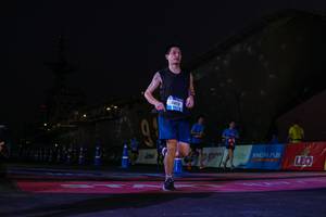 BIB: 413, 
                            <button type="button" onclick="openModal(3138562)" class="btn btn-primary btn-sm float-right btn-popup" data-toggle="modal" data-target=".modal-high-quality">
                        <i class="fas fa-shopping-cart"></i> Add to Cart
                    </button>
                                            <button type="button" onclick="isThisMe(3138562, true)" class="btn btn-success btn-sm float-right btn-popup btn-isme hidden" data-toggle="tooltip" data-placement="bottom" title="นี่คือรูปของคุณใช่ไหม คลิกที่นี่เพื่อเอาเข้าอัลบั้ม">
                        <i class="fas fa-plus"></i> Add to album
                    </button>
                    <button type="button" onclick="isThisMe(3138562, false)" class="btn btn-warning btn-sm float-right btn-popup btn-isnotme hidden">
                        <i class="fas fa-ban"></i> Remove from album
                    </button>