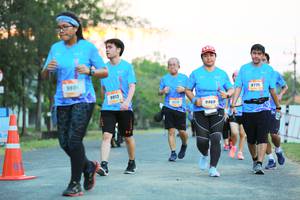 BIB: 9913, 8775, 94659
                            <button type="button" onclick="openModal(3367672)" class="btn btn-primary btn-sm float-right btn-popup" data-toggle="modal" data-target=".modal-high-quality">
                        <i class="fas fa-shopping-cart"></i> Add to Cart
                    </button>
                                            <button type="button" onclick="isThisMe(3367672, true)" class="btn btn-success btn-sm float-right btn-popup btn-isme hidden" data-toggle="tooltip" data-placement="bottom" title="นี่คือรูปของคุณใช่ไหม คลิกที่นี่เพื่อเอาเข้าอัลบั้ม">
                        <i class="fas fa-plus"></i> Add to album
                    </button>
                    <button type="button" onclick="isThisMe(3367672, false)" class="btn btn-warning btn-sm float-right btn-popup btn-isnotme hidden">
                        <i class="fas fa-ban"></i> Remove from album
                    </button>