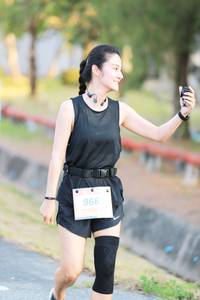 BIB: 966
                            <button type="button" onclick="openModal(3220368)" class="btn btn-primary btn-sm float-right btn-popup" data-toggle="modal" data-target=".modal-high-quality">
                        <i class="fas fa-shopping-cart"></i> Add to Cart
                    </button>
                                            <button type="button" onclick="isThisMe(3220368, true)" class="btn btn-success btn-sm float-right btn-popup btn-isme hidden" data-toggle="tooltip" data-placement="bottom" title="นี่คือรูปของคุณใช่ไหม คลิกที่นี่เพื่อเอาเข้าอัลบั้ม">
                        <i class="fas fa-plus"></i> Add to album
                    </button>
                    <button type="button" onclick="isThisMe(3220368, false)" class="btn btn-warning btn-sm float-right btn-popup btn-isnotme hidden">
                        <i class="fas fa-ban"></i> Remove from album
                    </button>