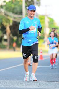 BIB: 
                            <button type="button" onclick="openModal(3197512)" class="btn btn-primary btn-sm float-right btn-popup" data-toggle="modal" data-target=".modal-high-quality">
                        <i class="fas fa-shopping-cart"></i> Add to Cart
                    </button>
                                            <button type="button" onclick="isThisMe(3197512, true)" class="btn btn-success btn-sm float-right btn-popup btn-isme hidden" data-toggle="tooltip" data-placement="bottom" title="นี่คือรูปของคุณใช่ไหม คลิกที่นี่เพื่อเอาเข้าอัลบั้ม">
                        <i class="fas fa-plus"></i> Add to album
                    </button>
                    <button type="button" onclick="isThisMe(3197512, false)" class="btn btn-warning btn-sm float-right btn-popup btn-isnotme hidden">
                        <i class="fas fa-ban"></i> Remove from album
                    </button>