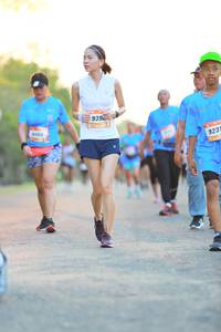 BIB: 939, 060, 923
                            <button type="button" onclick="openModal(3338454)" class="btn btn-primary btn-sm float-right btn-popup" data-toggle="modal" data-target=".modal-high-quality">
                        <i class="fas fa-shopping-cart"></i> Add to Cart
                    </button>
                                            <button type="button" onclick="isThisMe(3338454, true)" class="btn btn-success btn-sm float-right btn-popup btn-isme hidden" data-toggle="tooltip" data-placement="bottom" title="นี่คือรูปของคุณใช่ไหม คลิกที่นี่เพื่อเอาเข้าอัลบั้ม">
                        <i class="fas fa-plus"></i> Add to album
                    </button>
                    <button type="button" onclick="isThisMe(3338454, false)" class="btn btn-warning btn-sm float-right btn-popup btn-isnotme hidden">
                        <i class="fas fa-ban"></i> Remove from album
                    </button>
