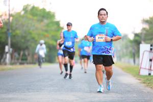 BIB: 9192
                            <button type="button" onclick="openModal(3373837)" class="btn btn-primary btn-sm float-right btn-popup" data-toggle="modal" data-target=".modal-high-quality">
                        <i class="fas fa-shopping-cart"></i> Add to Cart
                    </button>
                                            <button type="button" onclick="isThisMe(3373837, true)" class="btn btn-success btn-sm float-right btn-popup btn-isme hidden" data-toggle="tooltip" data-placement="bottom" title="นี่คือรูปของคุณใช่ไหม คลิกที่นี่เพื่อเอาเข้าอัลบั้ม">
                        <i class="fas fa-plus"></i> Add to album
                    </button>
                    <button type="button" onclick="isThisMe(3373837, false)" class="btn btn-warning btn-sm float-right btn-popup btn-isnotme hidden">
                        <i class="fas fa-ban"></i> Remove from album
                    </button>