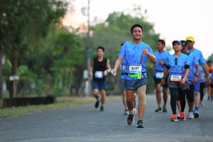 BIB: 6207
                            <button type="button" onclick="openModal(3373978)" class="btn btn-primary btn-sm float-right btn-popup" data-toggle="modal" data-target=".modal-high-quality">
                        <i class="fas fa-shopping-cart"></i> Add to Cart
                    </button>
                                            <button type="button" onclick="isThisMe(3373978, true)" class="btn btn-success btn-sm float-right btn-popup btn-isme hidden" data-toggle="tooltip" data-placement="bottom" title="นี่คือรูปของคุณใช่ไหม คลิกที่นี่เพื่อเอาเข้าอัลบั้ม">
                        <i class="fas fa-plus"></i> Add to album
                    </button>
                    <button type="button" onclick="isThisMe(3373978, false)" class="btn btn-warning btn-sm float-right btn-popup btn-isnotme hidden">
                        <i class="fas fa-ban"></i> Remove from album
                    </button>