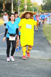 BIB: 679, 409
                            <button type="button" onclick="openModal(3317312)" class="btn btn-primary btn-sm float-right btn-popup" data-toggle="modal" data-target=".modal-high-quality">
                        <i class="fas fa-shopping-cart"></i> Add to Cart
                    </button>
                                            <button type="button" onclick="isThisMe(3317312, true)" class="btn btn-success btn-sm float-right btn-popup btn-isme hidden" data-toggle="tooltip" data-placement="bottom" title="นี่คือรูปของคุณใช่ไหม คลิกที่นี่เพื่อเอาเข้าอัลบั้ม">
                        <i class="fas fa-plus"></i> Add to album
                    </button>
                    <button type="button" onclick="isThisMe(3317312, false)" class="btn btn-warning btn-sm float-right btn-popup btn-isnotme hidden">
                        <i class="fas fa-ban"></i> Remove from album
                    </button>