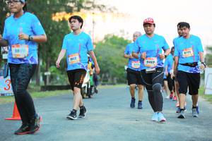 BIB: 9913, 8775, 9469
                            <button type="button" onclick="openModal(3367668)" class="btn btn-primary btn-sm float-right btn-popup" data-toggle="modal" data-target=".modal-high-quality">
                        <i class="fas fa-shopping-cart"></i> Add to Cart
                    </button>
                                            <button type="button" onclick="isThisMe(3367668, true)" class="btn btn-success btn-sm float-right btn-popup btn-isme hidden" data-toggle="tooltip" data-placement="bottom" title="นี่คือรูปของคุณใช่ไหม คลิกที่นี่เพื่อเอาเข้าอัลบั้ม">
                        <i class="fas fa-plus"></i> Add to album
                    </button>
                    <button type="button" onclick="isThisMe(3367668, false)" class="btn btn-warning btn-sm float-right btn-popup btn-isnotme hidden">
                        <i class="fas fa-ban"></i> Remove from album
                    </button>