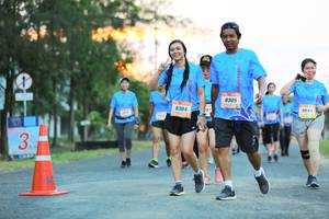 BIB: 8305, 8304, 9844
                            <button type="button" onclick="openModal(3367651)" class="btn btn-primary btn-sm float-right btn-popup" data-toggle="modal" data-target=".modal-high-quality">
                        <i class="fas fa-shopping-cart"></i> Add to Cart
                    </button>
                                            <button type="button" onclick="isThisMe(3367651, true)" class="btn btn-success btn-sm float-right btn-popup btn-isme hidden" data-toggle="tooltip" data-placement="bottom" title="นี่คือรูปของคุณใช่ไหม คลิกที่นี่เพื่อเอาเข้าอัลบั้ม">
                        <i class="fas fa-plus"></i> Add to album
                    </button>
                    <button type="button" onclick="isThisMe(3367651, false)" class="btn btn-warning btn-sm float-right btn-popup btn-isnotme hidden">
                        <i class="fas fa-ban"></i> Remove from album
                    </button>