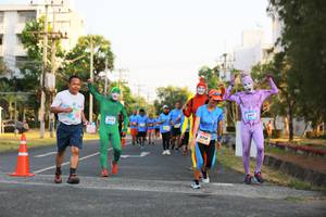 BIB: 
                            <button type="button" onclick="openModal(3315464)" class="btn btn-primary btn-sm float-right btn-popup" data-toggle="modal" data-target=".modal-high-quality">
                        <i class="fas fa-shopping-cart"></i> Add to Cart
                    </button>
                                            <button type="button" onclick="isThisMe(3315464, true)" class="btn btn-success btn-sm float-right btn-popup btn-isme hidden" data-toggle="tooltip" data-placement="bottom" title="นี่คือรูปของคุณใช่ไหม คลิกที่นี่เพื่อเอาเข้าอัลบั้ม">
                        <i class="fas fa-plus"></i> Add to album
                    </button>
                    <button type="button" onclick="isThisMe(3315464, false)" class="btn btn-warning btn-sm float-right btn-popup btn-isnotme hidden">
                        <i class="fas fa-ban"></i> Remove from album
                    </button>