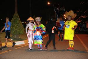 BIB: 
                            <button type="button" onclick="openModal(3372144)" class="btn btn-primary btn-sm float-right btn-popup" data-toggle="modal" data-target=".modal-high-quality">
                        <i class="fas fa-shopping-cart"></i> Add to Cart
                    </button>
                                            <button type="button" onclick="isThisMe(3372144, true)" class="btn btn-success btn-sm float-right btn-popup btn-isme hidden" data-toggle="tooltip" data-placement="bottom" title="นี่คือรูปของคุณใช่ไหม คลิกที่นี่เพื่อเอาเข้าอัลบั้ม">
                        <i class="fas fa-plus"></i> Add to album
                    </button>
                    <button type="button" onclick="isThisMe(3372144, false)" class="btn btn-warning btn-sm float-right btn-popup btn-isnotme hidden">
                        <i class="fas fa-ban"></i> Remove from album
                    </button>