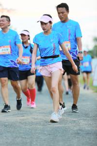 BIB: 428
                            <button type="button" onclick="openModal(3367137)" class="btn btn-primary btn-sm float-right btn-popup" data-toggle="modal" data-target=".modal-high-quality">
                        <i class="fas fa-shopping-cart"></i> Add to Cart
                    </button>
                                            <button type="button" onclick="isThisMe(3367137, true)" class="btn btn-success btn-sm float-right btn-popup btn-isme hidden" data-toggle="tooltip" data-placement="bottom" title="นี่คือรูปของคุณใช่ไหม คลิกที่นี่เพื่อเอาเข้าอัลบั้ม">
                        <i class="fas fa-plus"></i> Add to album
                    </button>
                    <button type="button" onclick="isThisMe(3367137, false)" class="btn btn-warning btn-sm float-right btn-popup btn-isnotme hidden">
                        <i class="fas fa-ban"></i> Remove from album
                    </button>