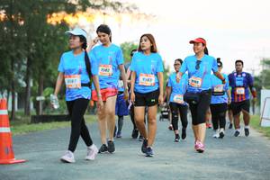 BIB: 9582, 9583, 067
                            <button type="button" onclick="openModal(3367560)" class="btn btn-primary btn-sm float-right btn-popup" data-toggle="modal" data-target=".modal-high-quality">
                        <i class="fas fa-shopping-cart"></i> Add to Cart
                    </button>
                                            <button type="button" onclick="isThisMe(3367560, true)" class="btn btn-success btn-sm float-right btn-popup btn-isme hidden" data-toggle="tooltip" data-placement="bottom" title="นี่คือรูปของคุณใช่ไหม คลิกที่นี่เพื่อเอาเข้าอัลบั้ม">
                        <i class="fas fa-plus"></i> Add to album
                    </button>
                    <button type="button" onclick="isThisMe(3367560, false)" class="btn btn-warning btn-sm float-right btn-popup btn-isnotme hidden">
                        <i class="fas fa-ban"></i> Remove from album
                    </button>