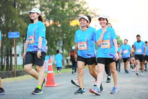 BIB: 8876, 9833
                            <button type="button" onclick="openModal(3367188)" class="btn btn-primary btn-sm float-right btn-popup" data-toggle="modal" data-target=".modal-high-quality">
                        <i class="fas fa-shopping-cart"></i> Add to Cart
                    </button>
                                            <button type="button" onclick="isThisMe(3367188, true)" class="btn btn-success btn-sm float-right btn-popup btn-isme hidden" data-toggle="tooltip" data-placement="bottom" title="นี่คือรูปของคุณใช่ไหม คลิกที่นี่เพื่อเอาเข้าอัลบั้ม">
                        <i class="fas fa-plus"></i> Add to album
                    </button>
                    <button type="button" onclick="isThisMe(3367188, false)" class="btn btn-warning btn-sm float-right btn-popup btn-isnotme hidden">
                        <i class="fas fa-ban"></i> Remove from album
                    </button>