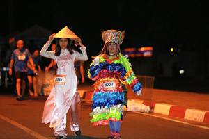 BIB: 9367, 9224
                            <button type="button" onclick="openModal(3372075)" class="btn btn-primary btn-sm float-right btn-popup" data-toggle="modal" data-target=".modal-high-quality">
                        <i class="fas fa-shopping-cart"></i> Add to Cart
                    </button>
                                            <button type="button" onclick="isThisMe(3372075, true)" class="btn btn-success btn-sm float-right btn-popup btn-isme hidden" data-toggle="tooltip" data-placement="bottom" title="นี่คือรูปของคุณใช่ไหม คลิกที่นี่เพื่อเอาเข้าอัลบั้ม">
                        <i class="fas fa-plus"></i> Add to album
                    </button>
                    <button type="button" onclick="isThisMe(3372075, false)" class="btn btn-warning btn-sm float-right btn-popup btn-isnotme hidden">
                        <i class="fas fa-ban"></i> Remove from album
                    </button>