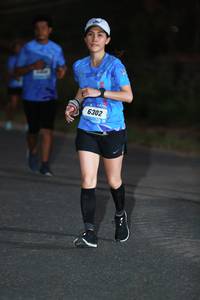 BIB: 6302
                            <button type="button" onclick="openModal(3371581)" class="btn btn-primary btn-sm float-right btn-popup" data-toggle="modal" data-target=".modal-high-quality">
                        <i class="fas fa-shopping-cart"></i> Add to Cart
                    </button>
                                            <button type="button" onclick="isThisMe(3371581, true)" class="btn btn-success btn-sm float-right btn-popup btn-isme hidden" data-toggle="tooltip" data-placement="bottom" title="นี่คือรูปของคุณใช่ไหม คลิกที่นี่เพื่อเอาเข้าอัลบั้ม">
                        <i class="fas fa-plus"></i> Add to album
                    </button>
                    <button type="button" onclick="isThisMe(3371581, false)" class="btn btn-warning btn-sm float-right btn-popup btn-isnotme hidden">
                        <i class="fas fa-ban"></i> Remove from album
                    </button>