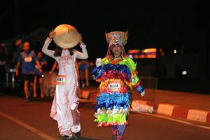 BIB: 367, 9224
                            <button type="button" onclick="openModal(3372091)" class="btn btn-primary btn-sm float-right btn-popup" data-toggle="modal" data-target=".modal-high-quality">
                        <i class="fas fa-shopping-cart"></i> Add to Cart
                    </button>
                                            <button type="button" onclick="isThisMe(3372091, true)" class="btn btn-success btn-sm float-right btn-popup btn-isme hidden" data-toggle="tooltip" data-placement="bottom" title="นี่คือรูปของคุณใช่ไหม คลิกที่นี่เพื่อเอาเข้าอัลบั้ม">
                        <i class="fas fa-plus"></i> Add to album
                    </button>
                    <button type="button" onclick="isThisMe(3372091, false)" class="btn btn-warning btn-sm float-right btn-popup btn-isnotme hidden">
                        <i class="fas fa-ban"></i> Remove from album
                    </button>