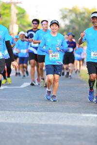 BIB: 6402
                            <button type="button" onclick="openModal(3228963)" class="btn btn-primary btn-sm float-right btn-popup" data-toggle="modal" data-target=".modal-high-quality">
                        <i class="fas fa-shopping-cart"></i> Add to Cart
                    </button>
                                            <button type="button" onclick="isThisMe(3228963, true)" class="btn btn-success btn-sm float-right btn-popup btn-isme hidden" data-toggle="tooltip" data-placement="bottom" title="นี่คือรูปของคุณใช่ไหม คลิกที่นี่เพื่อเอาเข้าอัลบั้ม">
                        <i class="fas fa-plus"></i> Add to album
                    </button>
                    <button type="button" onclick="isThisMe(3228963, false)" class="btn btn-warning btn-sm float-right btn-popup btn-isnotme hidden">
                        <i class="fas fa-ban"></i> Remove from album
                    </button>