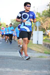 BIB: 6887
                            <button type="button" onclick="openModal(3230694)" class="btn btn-primary btn-sm float-right btn-popup" data-toggle="modal" data-target=".modal-high-quality">
                        <i class="fas fa-shopping-cart"></i> Add to Cart
                    </button>
                                            <button type="button" onclick="isThisMe(3230694, true)" class="btn btn-success btn-sm float-right btn-popup btn-isme hidden" data-toggle="tooltip" data-placement="bottom" title="นี่คือรูปของคุณใช่ไหม คลิกที่นี่เพื่อเอาเข้าอัลบั้ม">
                        <i class="fas fa-plus"></i> Add to album
                    </button>
                    <button type="button" onclick="isThisMe(3230694, false)" class="btn btn-warning btn-sm float-right btn-popup btn-isnotme hidden">
                        <i class="fas fa-ban"></i> Remove from album
                    </button>