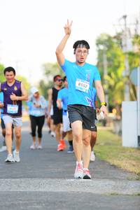 BIB: 652
                            <button type="button" onclick="openModal(3313199)" class="btn btn-primary btn-sm float-right btn-popup" data-toggle="modal" data-target=".modal-high-quality">
                        <i class="fas fa-shopping-cart"></i> Add to Cart
                    </button>
                                            <button type="button" onclick="isThisMe(3313199, true)" class="btn btn-success btn-sm float-right btn-popup btn-isme hidden" data-toggle="tooltip" data-placement="bottom" title="นี่คือรูปของคุณใช่ไหม คลิกที่นี่เพื่อเอาเข้าอัลบั้ม">
                        <i class="fas fa-plus"></i> Add to album
                    </button>
                    <button type="button" onclick="isThisMe(3313199, false)" class="btn btn-warning btn-sm float-right btn-popup btn-isnotme hidden">
                        <i class="fas fa-ban"></i> Remove from album
                    </button>