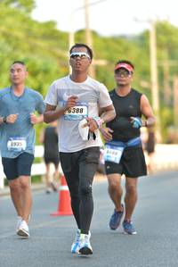 BIB: 388, 935
                            <button type="button" onclick="openModal(3171605)" class="btn btn-primary btn-sm float-right btn-popup" data-toggle="modal" data-target=".modal-high-quality">
                        <i class="fas fa-shopping-cart"></i> Add to Cart
                    </button>
                                            <button type="button" onclick="isThisMe(3171605, true)" class="btn btn-success btn-sm float-right btn-popup btn-isme hidden" data-toggle="tooltip" data-placement="bottom" title="นี่คือรูปของคุณใช่ไหม คลิกที่นี่เพื่อเอาเข้าอัลบั้ม">
                        <i class="fas fa-plus"></i> Add to album
                    </button>
                    <button type="button" onclick="isThisMe(3171605, false)" class="btn btn-warning btn-sm float-right btn-popup btn-isnotme hidden">
                        <i class="fas fa-ban"></i> Remove from album
                    </button>